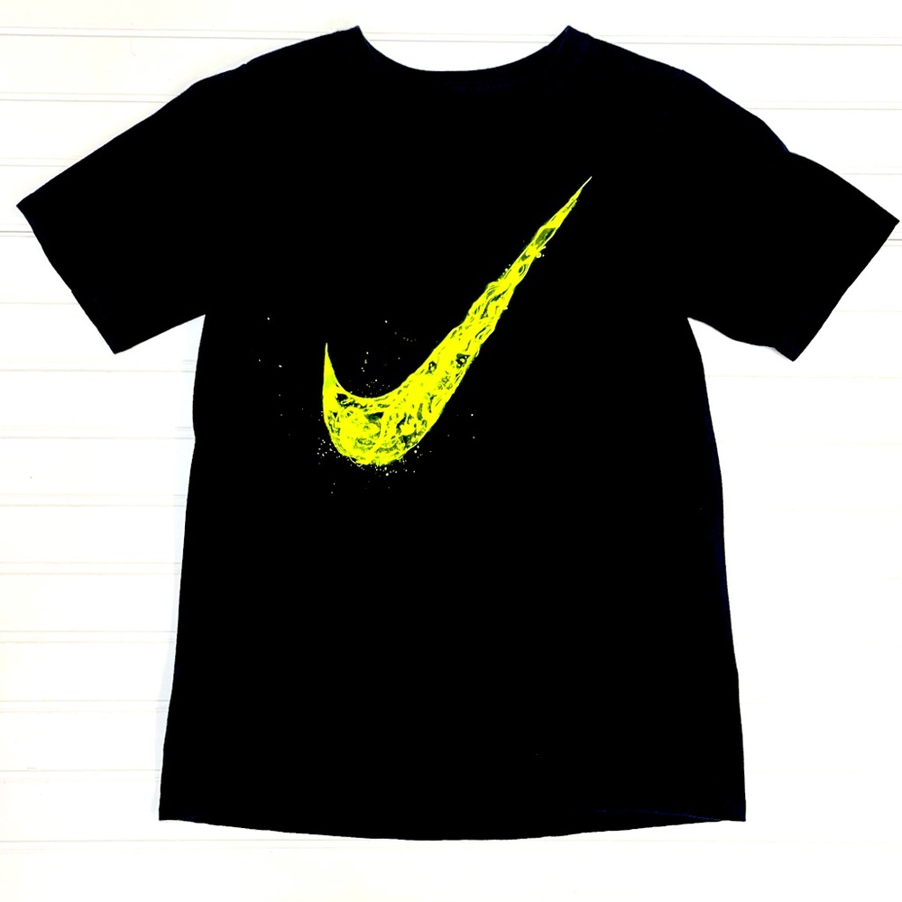 Nike Tee -Sz L